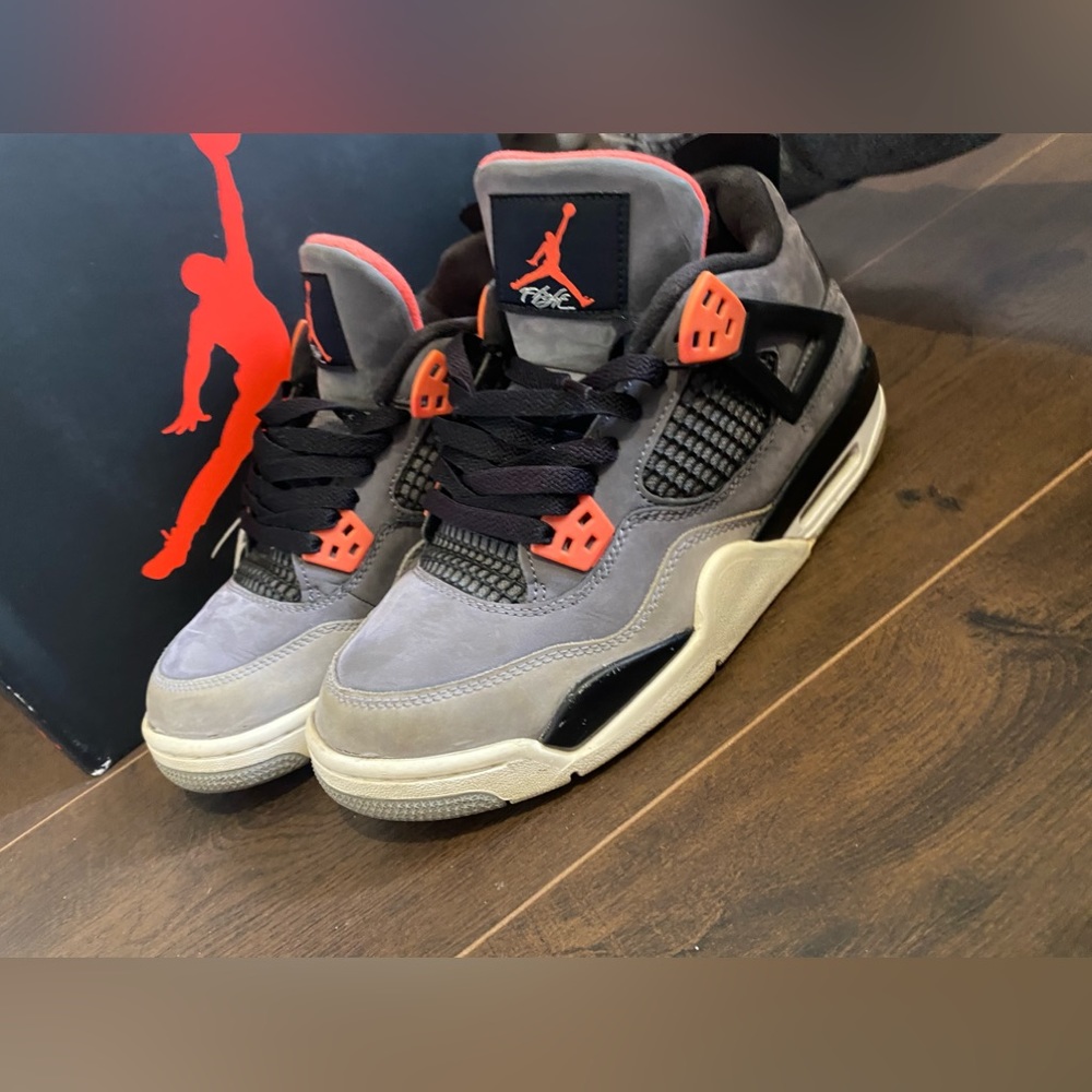 Jordan 4 inflared
